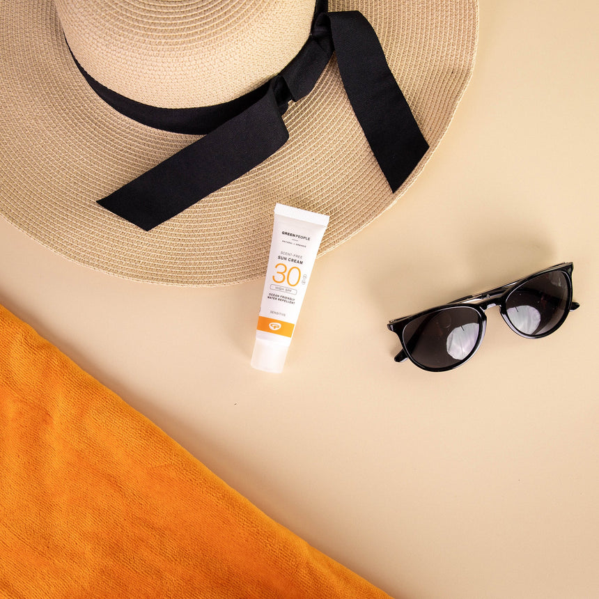 Green People Sun Cream Scent Free Body SPF30 30ml - Free with £60 Spend - mypure.co.uk