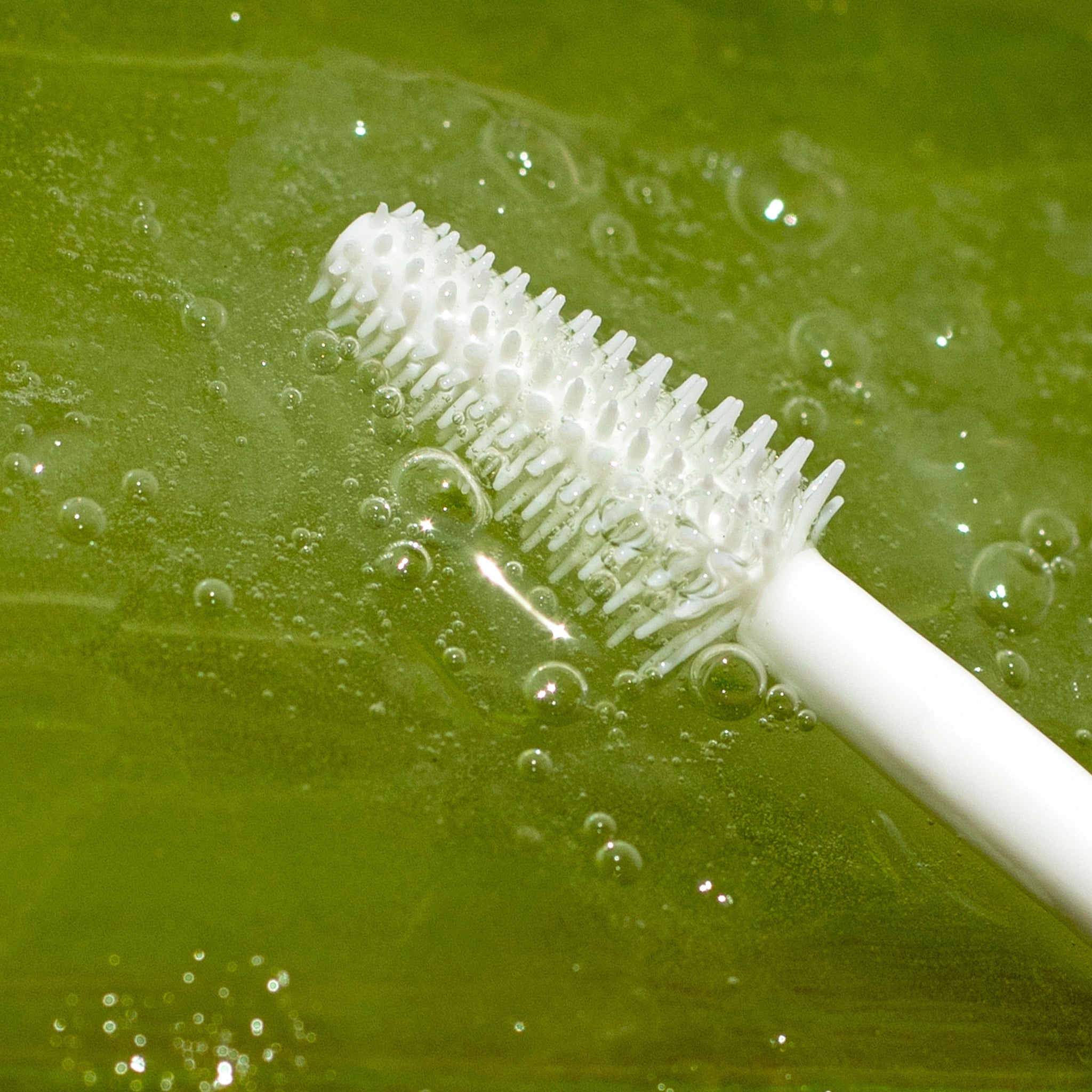 Ere Perez Aloe Gel Lash & Brow Mascara | mypure – mypure.co.uk