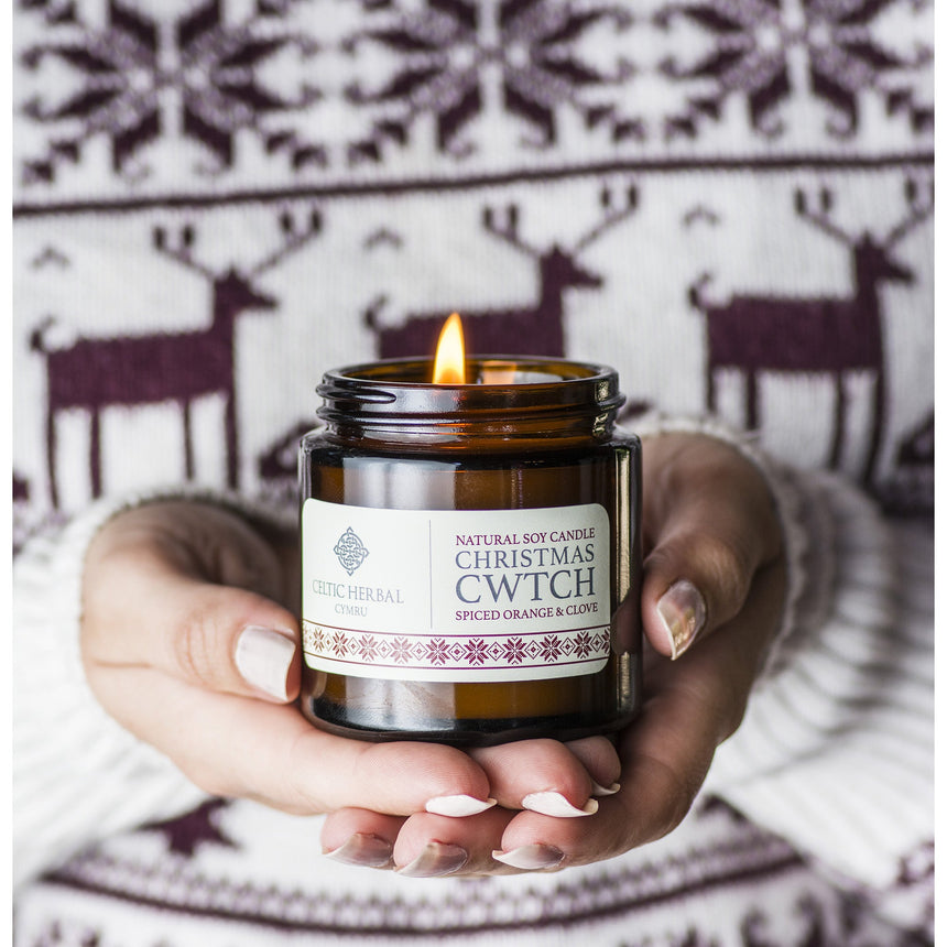 Christmas Cwtch | Soy Candle with Spiced Orange & Clove