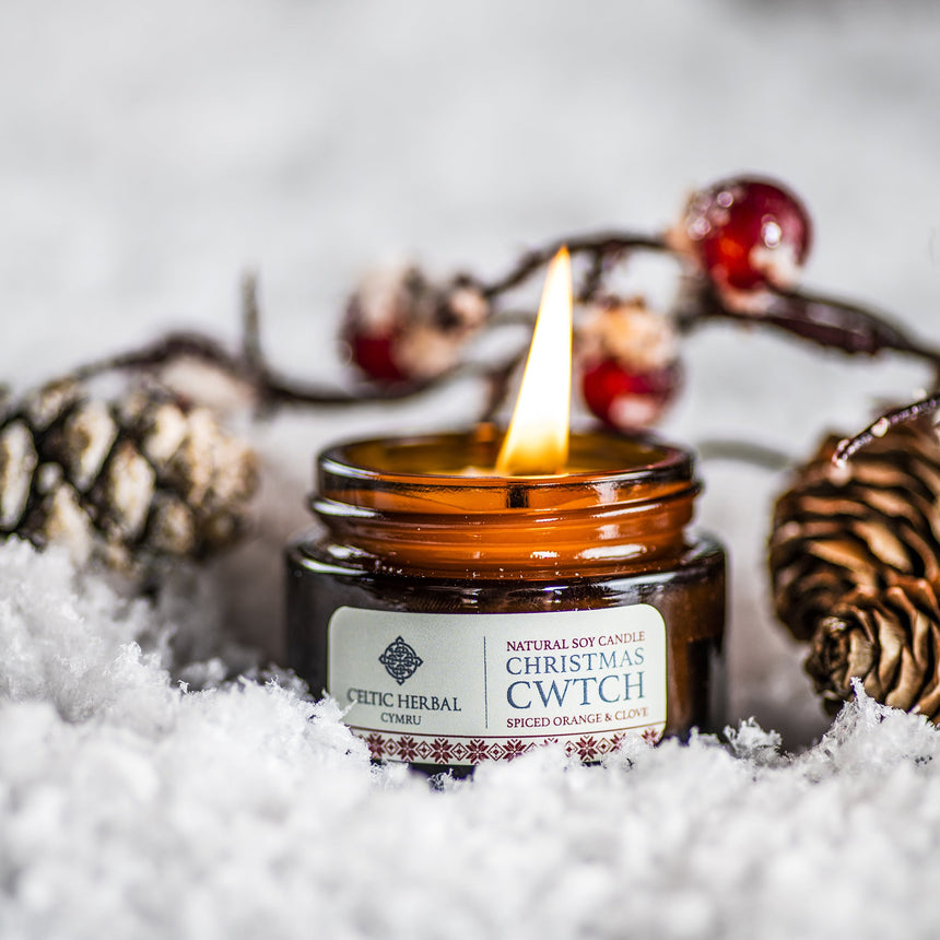 Christmas Cwtch | Soy Candle with Spiced Orange & Clove