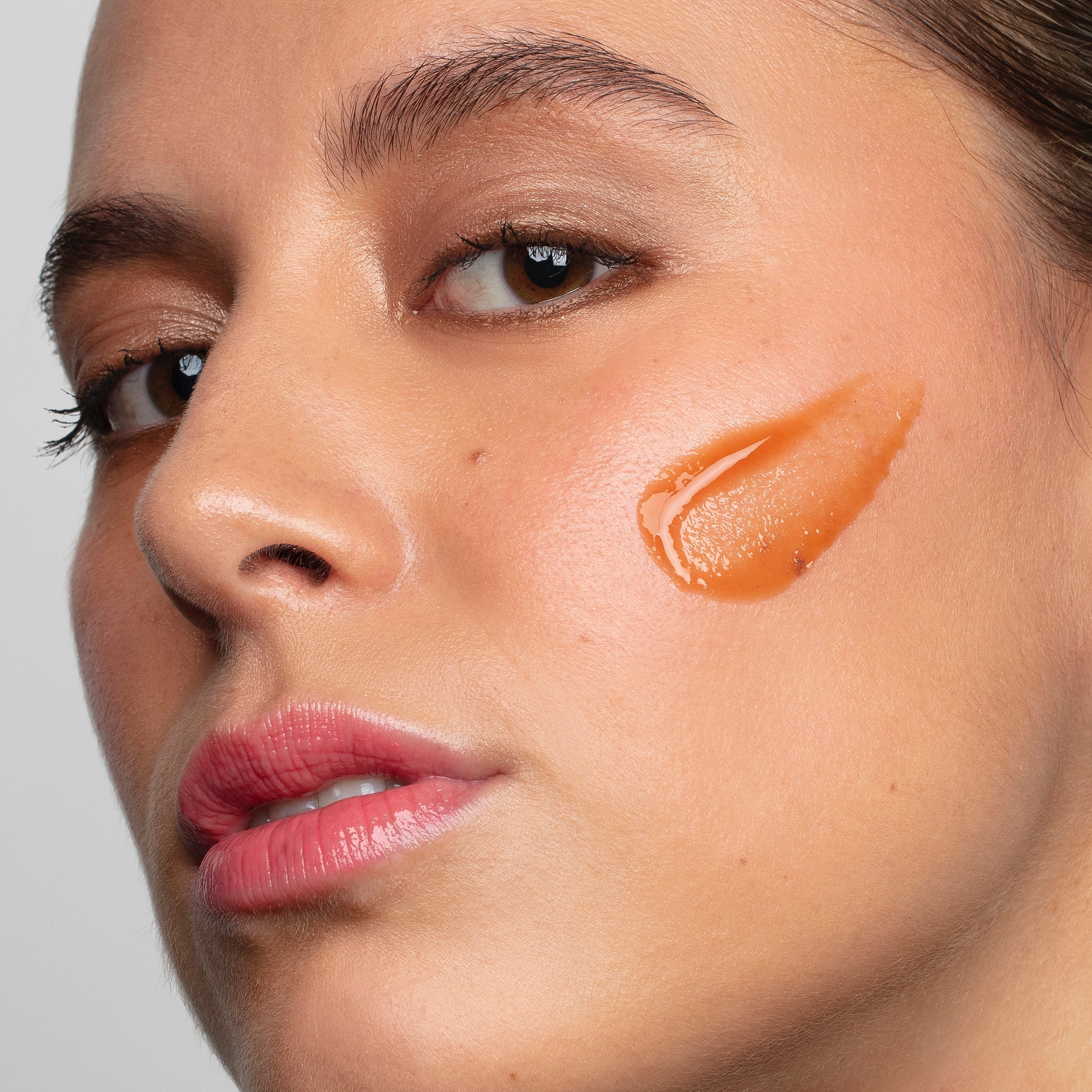 Juliet Skin-Brightening Gel Cleanser - mypure.co.uk