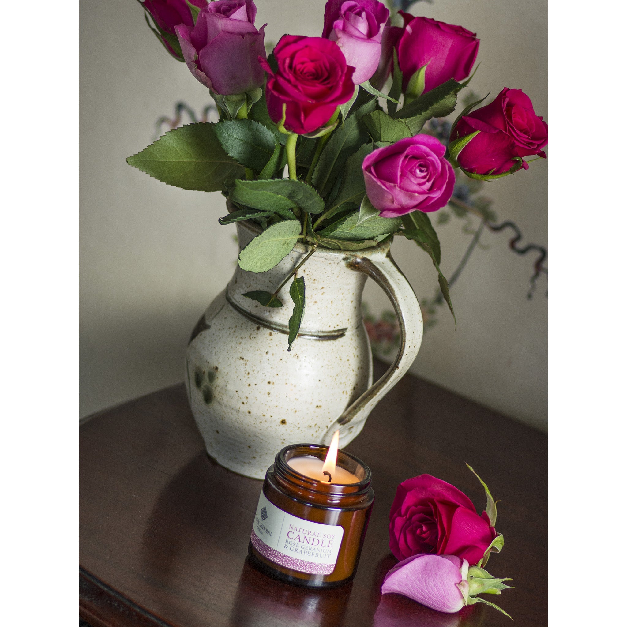 Rose, Geranium & Grapefruit Soy Wax Candle - mypure.co.uk
